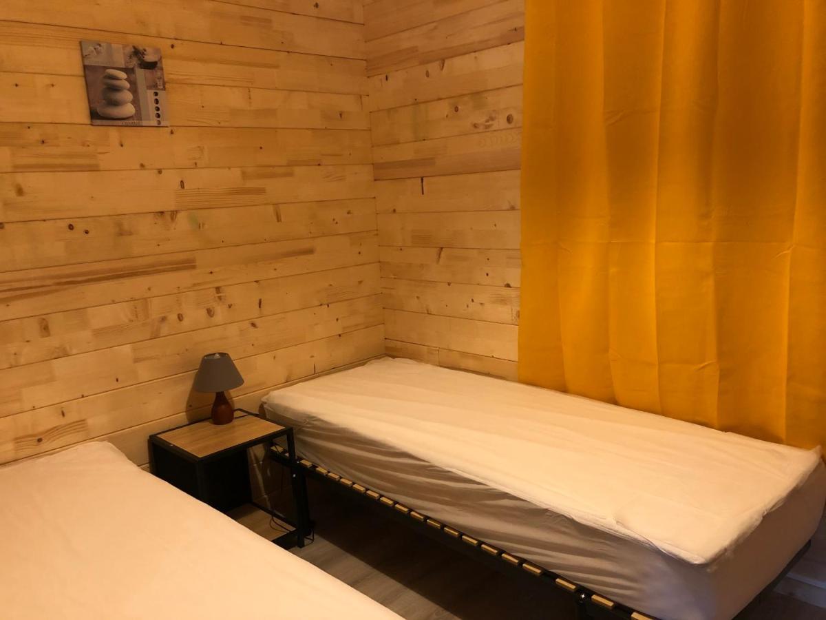 Parc Residentiel De Loisir : Le Loup Blanc Du Riou Hotel Barcelonnette Exterior photo
