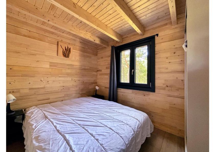 Parc Residentiel De Loisir : Le Loup Blanc Du Riou Hotel Barcelonnette Exterior photo